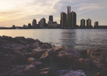 Cuál es el valor de las propiedades en Detroit que ofrece Muñoz Realty