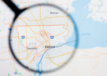 real estate de detroit